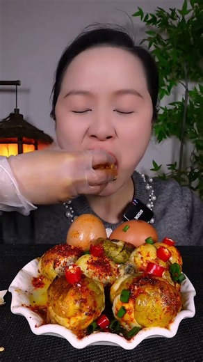 Extreme Chili Eggs ASMR MUKBANG 🌶️🔥 Satisfying Bites & Heat 🔥🤯 #shorts