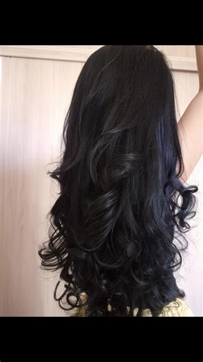 Most Attractive Hair Color: Black Hair Explored
