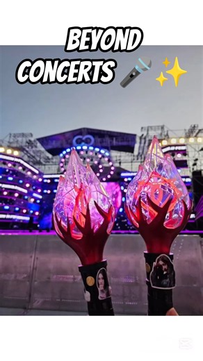 K-Pop Light Sticks Fans Say Can Be Used for Different Purposes! 😂💡