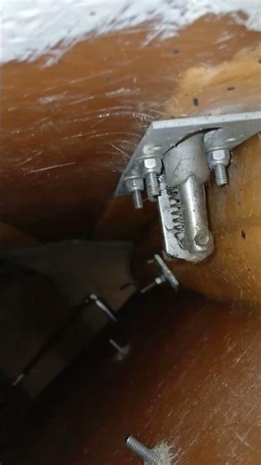 how to take boat seats out.