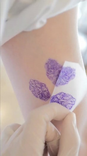 Paw prints 🐾 #pawprinttattoo #petlover #doglover #animalsoftiktok #finelinetattoo #tattooideas (Artist:@nandotattooer)