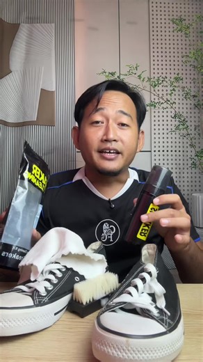 Ultimate Sneaker Cleaning Tips for Fresh Kicks