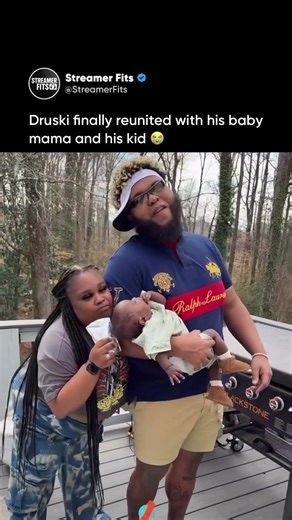 Druski finally back with his Baby Mama and his kid 😂