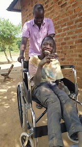 Simon’s Smile Says It All ❤️ Even though Simon has now received his wheelchair — and his beautiful smile 😁 says it all — his family is still struggling to get enough food. We are truly grateful to everyone who supported him so far. Now, we kindly ask for your generosity once more. Any support, however small, will bring even more happiness and relief to their lives. Let’s work together to keep this smile shining. 🌟 | Musumba Abdu