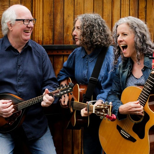 The Hayes Sisters & Clive Gregson - Love At The Five & Dime at The Cross Keys Inn