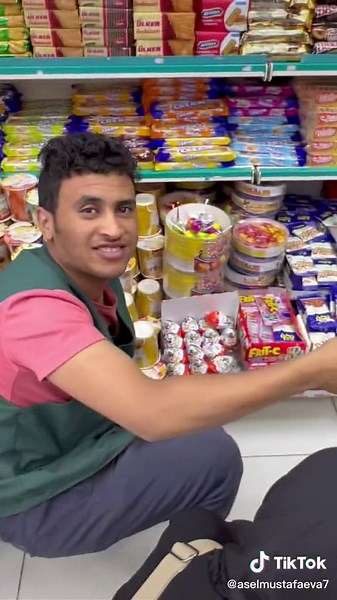 Exploring a Day in the Medina: Traditions and Cuisine