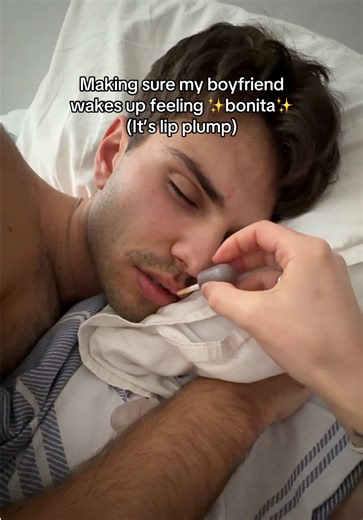 Lip Plumping Prank on My Boyfriend While He Sleeps