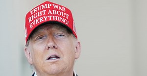 Trump Dons ‘Right About Everything’ Hat on Tacky Gift Shop Stop