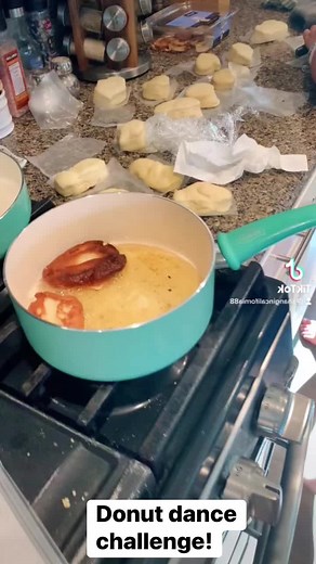 Donut dance challenge😅 #reels | Shangme skin care shop