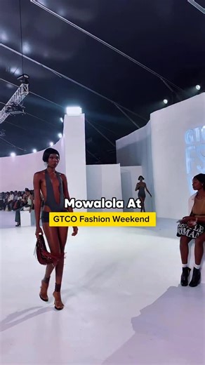 Whatsuplagos on Instagram: "@mowalola gave us a major show @gtbank Fashion Weekend😍🔥 @mowalola #GTCOfashionweekend #GTCOfashionweekend2025 #Promotingenterprise #Creatinggreatexperiences"