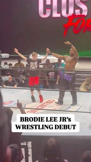 MuscleManMalcolm on Instagram: "Brodie Lee Jr made his GCW debut at the Clusterf*ck AND WHOLE THE WHOLE THING!!!! (X/allynicole456) #wrestlemania #brodielee #lukeharper #wrestling"