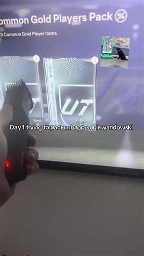 FIFA is rigged #fyp #football #packopening #sitch #ps5