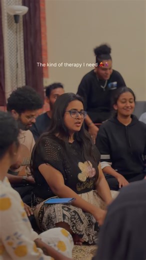 Unpluggd | Music Community on Instagram: "Follow us @unherd.unpluggd and @hellounherd Saree ke fall sa. Let’s vibe and dance. Raw and unfiltered. #viral #reel #fyp [hindi, shahid kapoor, sonakshi sinha, rock, hindi, acoustic, live music india, bangalore jamming community, indie unplugged india, unplugged, bollywood, unherd unplugged]"