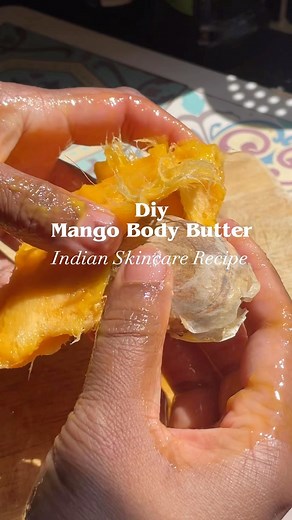 delhicious on Instagram: "✨DIY MANGO BODY BUTTER🥭✨ MANGO SEASON IS HERE! So let’s make this super easy, skin softening body butter. Recipe: 2 x mango seeds- grated, Coconut oil 2tbsp 1 tbsp kokum butter (can also swap for shea or cocoa). Heat in a pan and allow to cool before sieving. Once its cooled its ready to use for glowy soft skin. Packed full of antioxidants and goodness for your skin and hair too! Who else loves mango season?🥭🤩✨ diyskincare #diybodybutter #mangobodybutter #mangos #ind