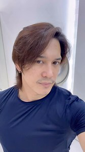 After 3 months nakpag haircut din! Thank you Ms. @cristina_n8888 sa malupit na highlights at sa Brad Pitt haircut mo sa akin! Haha 😸 Salon ESA Kerastase Salon is located at Ayala 6750 in Makati. AMEN!! 🤙🏽 | Luis Alandy