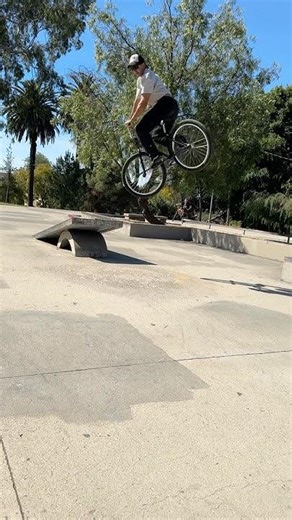 Fixie Foo Tricks #fixedgear #losangeles