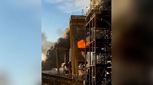 Massive explosion rocks Texas oil refinery