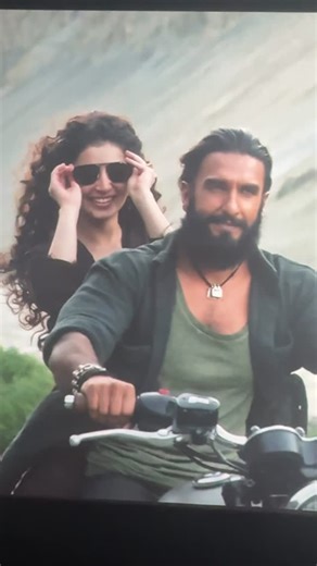 Srawan..R on Instagram: "DHURANDHAR#short #viralreels #viralvideos #sports #motivationalquotes #shorts #shoutout #loyal #msd #treandingreels"