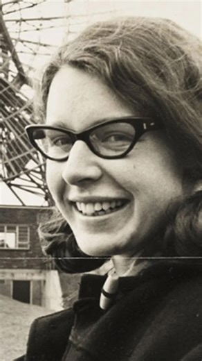 Today, Dr Jocelyn Bell Burnell is celebrated as one of the world’s leading astrophysicists for her 1967 discovery of radio pulsars. 👩‍🔬🔭 Yet the 1974 Nobel Prize for this work was awarded to her male supervisor - a stark reminder of how often women’s achievements went unrecognised. Our Rebels and Revolutionaries: Women’s History tour shares her story, alongside trailblazers like Kay McNulty, Mother Jones and Fanny Durack. Join us daily at 1pm from 3rd - 7th March, in the lead-up to Internatio