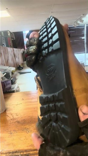 New midsoles and Vibram soles on boots 🥾 💥💥💥💥💥💥💥💥