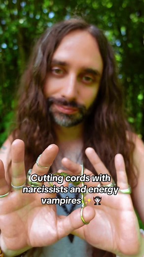 Cut energy vampires out of your life!✂️🧛🏻 This ASMR Reiki energy healing uses special blessed scissors to cut all energetic cords to narcissists, energy vampires and toxic people in your life. This healing will also help remove any negative attachments. I love you, let it go with love, and thank you for watching. -Matt #asmr #reiki #reikimatt #mattgangi #cordcutting #energyhealing #narcissist #energyvampires