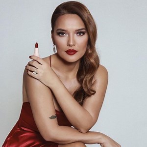 Demet Akalın - Nazar lyrics