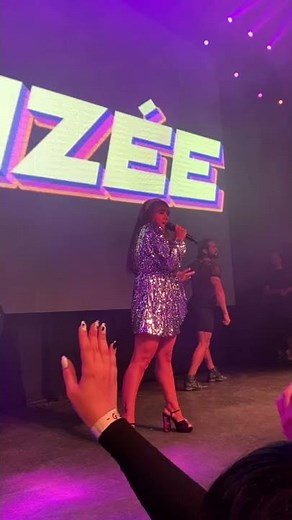 Alizée - J'ai pas vingt ans ! - La la la la la - YOYO Palais de Tokyo Paris France 2021 September 5