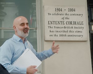 South Kensington Tour - French London Experience