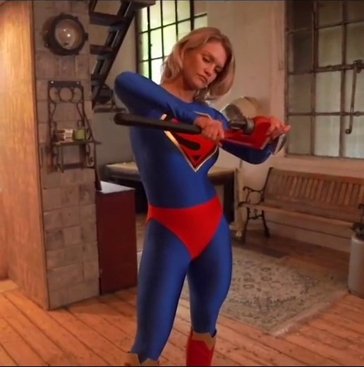 Super strong girl bends the hard material #superstronggirl #hotgirl