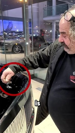 Why Rolls-Royce Hood Ornaments Disappear Instantly #RollsRoyce #LuxuryCars #HiddenFeatures