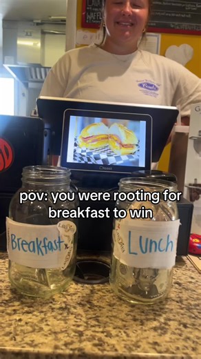 rooting for the unpopular tip jar 🤦🏻‍♀️ #coffeetok #lavajava #porkroll #newjersey