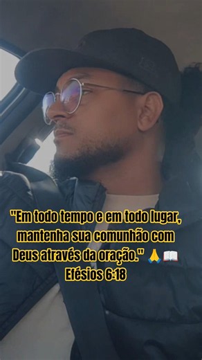 "Em todo tempo e em todo lugar, mantenha sua comunhão com Deus através da oração." 🙏📖 Efésios 6:18