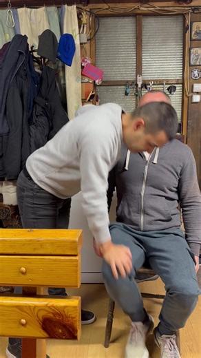 Болка в кръста и десния крак! За да си помогнете, практикувайте Актив Ситинг всеки ден! | Active Sitting