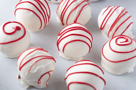The Best Red Velvet Cake Balls