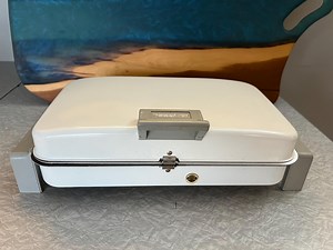 Vintage Toastess Electric Waffle Iron/sandwich Grill/ Model 576/almond/ Made in Canada - Etsy Canada