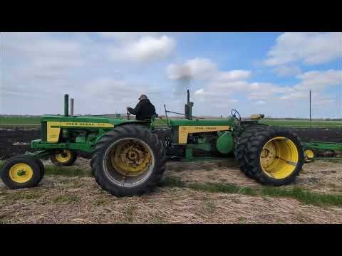 Learning How To Plow With A Very Unique Tandem John Deere Two-Cylinder Tractor 720+730