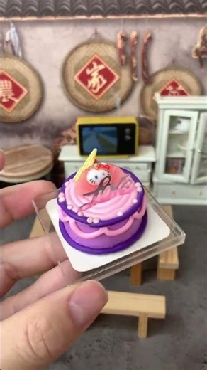 Mini Kitchen - Mini Kitty Birthday Cake #MiniFoodToys #MiniKitchen #KnowledgeForNewYear