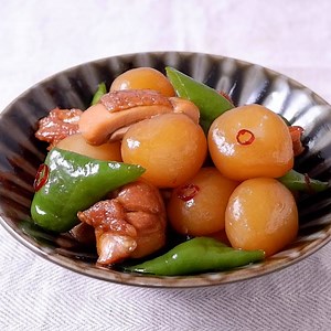 プリプリ玉こんにゃくと鶏もも肉の煮物 作り方・レシピ | クラシル