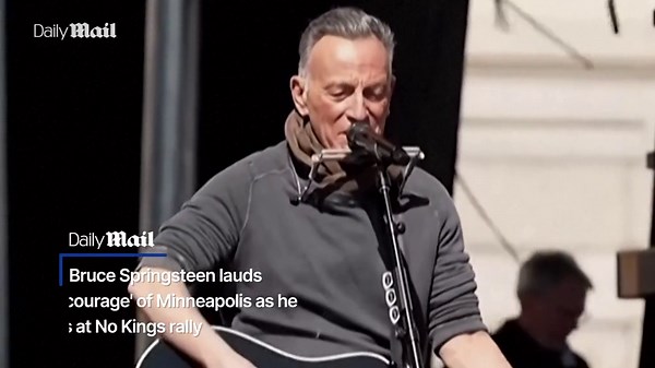 Bruce Springsteen lauds MN courage as he sings at No Kings