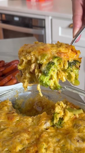 Cheesy Broccoli Chicken and Rice Casserole Recipe