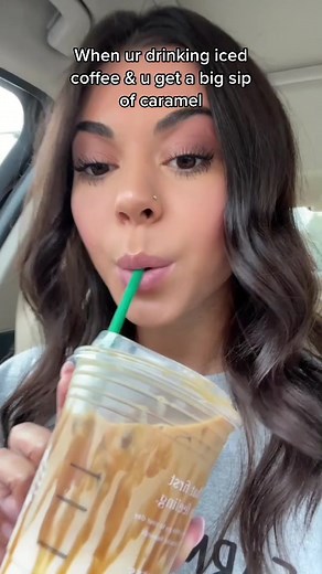 Idea from @lexyspamsthisshit ❤️ i had so much￼ caramel in my drink this was the perfect opportunity 😂😛 #starbucks #fyp