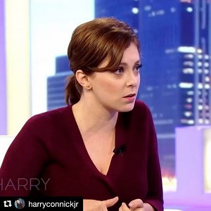 Singing with @harryconnickjr! ・・・ watch out @hamiltonmusical! @Racheldoesstuff and i just improvised broadway's next big hit! #littlebabyhandcuffs #HarryTV | Rachel Bloom
