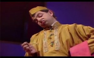 Rowan Atkinson Live - Drunks in an Indian Restaurant