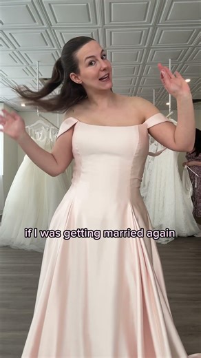 How is it possible that I never tried on my Pink Poppy/Laura gown?