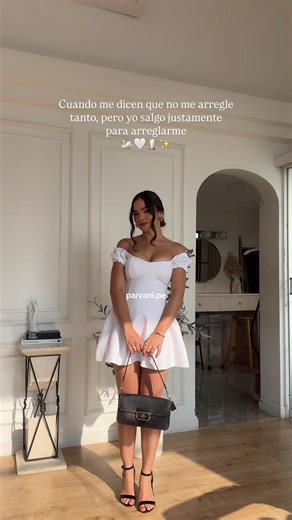 Por fin encuentras el vestido que llevas buscando hace tiempo 🤍✨ #vestidos #vestidoblanco #viralvideo #mujeres #vestidoslindos