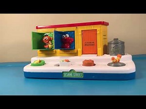 2004 Sesame Street Workshop Pop Up Poppin Pals Musical Singing Toy