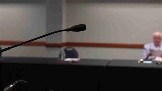 East Lansing City Council meeting focuses on downtown safety concerns, encampments, and crowd control issues following welcome week incidents.