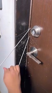 He unlocks the door using a iPhone wire! | Act On That