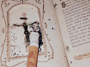 Skeeter Davis Funeral Tribute Song