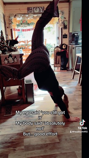 I see these trends and think I can do it 😵‍💫 the confidence was there….the flexibility was not